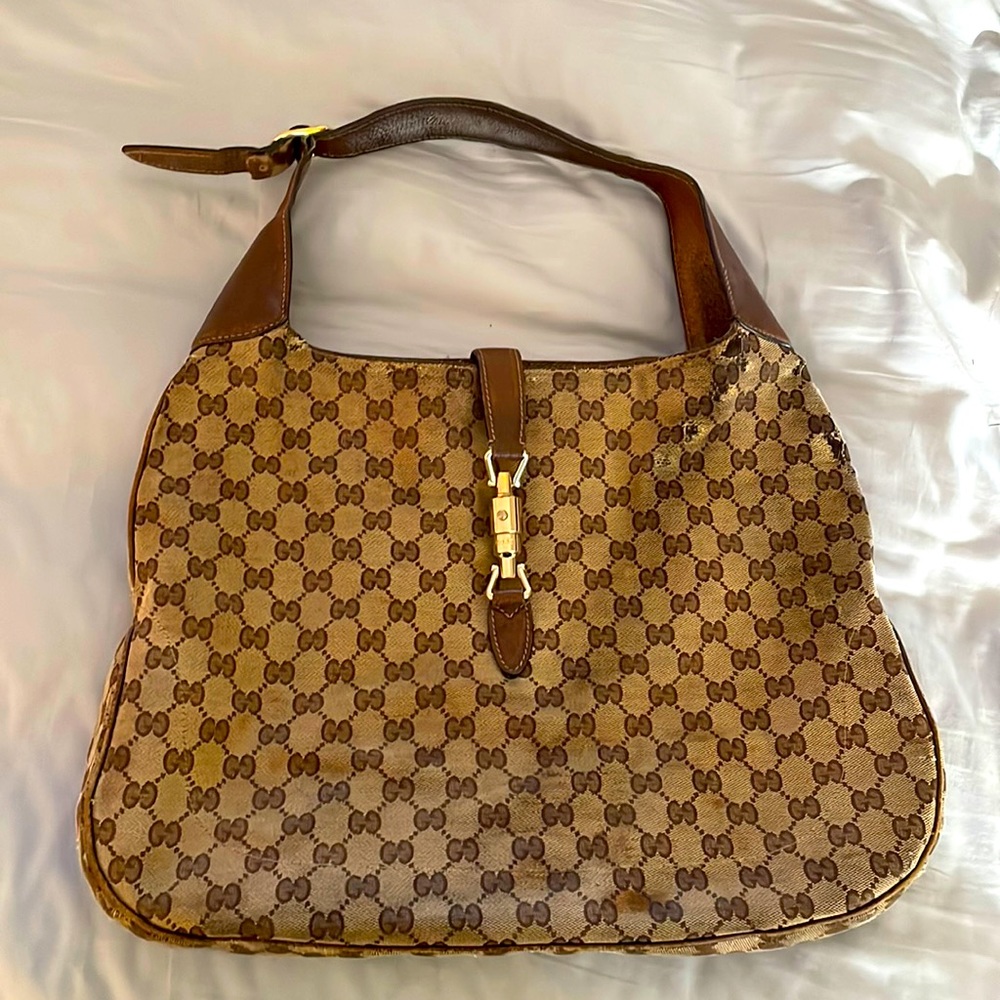 Authentic Gucci Shoulder Bag- heavily loved